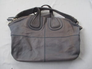 【Givenchy バッグ 修理】ジバンシィ ナイチンゲール バッグ  色のあせたバッグを元の色に戻しました