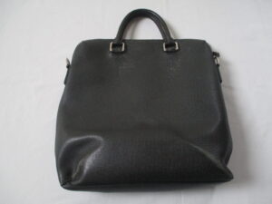 【Louis Vuitton バッグ修理】 ルイ ヴィトン  タイガ  ビジネスバッグ 色はげの目立つバッグの修理