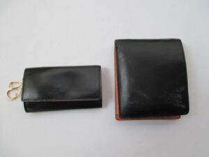 【GANZO 財布 修理】 ガンゾ　コードバン　財布　　水が染みて色がはげた財布の染め直し