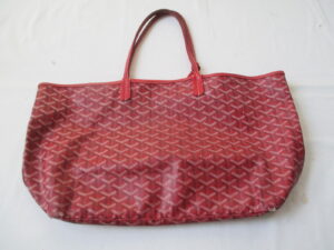 【GOYARD バッグ修理】　ゴヤール サンルイ トートバッグ　傷んだ持ち手　赤から茶色に交換　四隅の革当て縫製