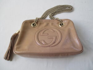 【GUCCI  バッグ  修理】グッチ ショルダーバッグ　変色したエナメルバッグをカラーチェンジしました